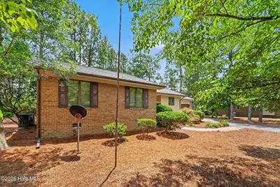 1555 Longleaf Drive E, Pinehurst, NC 28374 - Photo 3