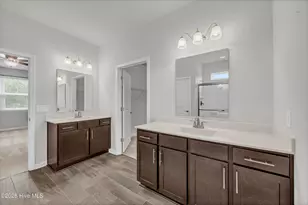 7960 Huron Dr, Wilmington, NC 28412 - Photo 5