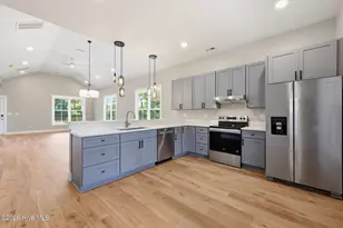 303 E Jones St, Trenton, NC 28585 - Photo 3