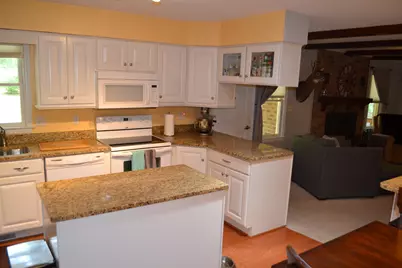 861 Hawthorne Drive, Vass, NC 28394 - Photo 5