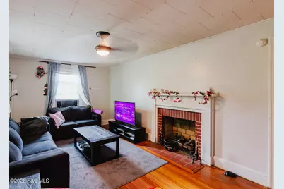 303 Myrtle Avenue, Hamlet, NC 28345 - Photo 11