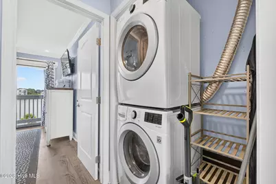 600 Carolina Beach Avenue S #3d, Carolina Beach, NC 28428 - Photo 21