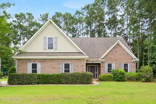 330 Crown Pointe Dr, Hampstead, NC 28443 - Photo 3