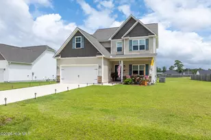 405 Silverstone Pl, Hubert, NC 28539 - Photo 3