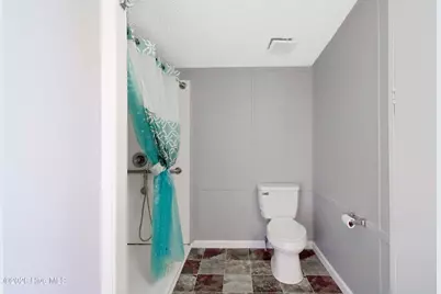 [Address not provided], Jacksonville, NC 28540 - Photo 9