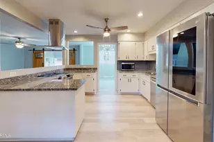 8 Shadow Dr, Whispering Pines, NC 28327 - Photo 11