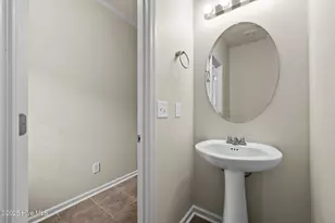 223 Caldwell Loop, Jacksonville, NC 28546 - Photo 7