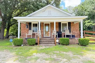 3606 Central Heights Rd, Goldsboro, NC 27534 - Photo 1