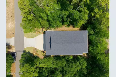 104 SW 29th Street, Oak Island, NC 28465 - Photo 3