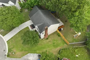 204 S Carlisle Ct, Jacksonville, NC 28546 - Photo 9