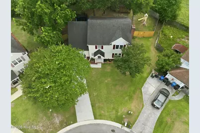 204 S Carlisle Court, Jacksonville, NC 28546 - Photo 7