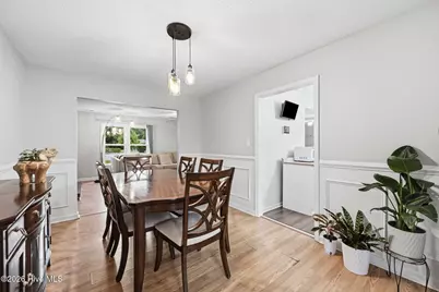 204 S Carlisle Court, Jacksonville, NC 28546 - Photo 21
