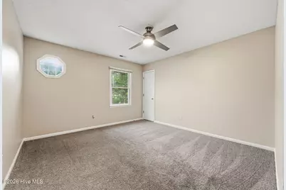 204 S Carlisle Court, Jacksonville, NC 28546 - Photo 39