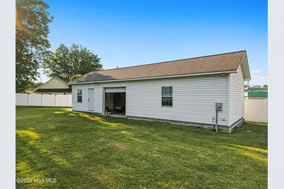 112 Leslie Newsome Avenue, Whiteville, NC 28472 - Photo 35