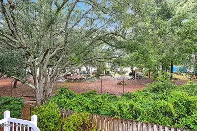 300 Spencer Farlow Drive #L, Carolina Beach, NC 28428 - Photo 5