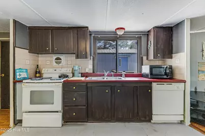2524 Barracuda Street SW, Supply, NC 28462 - Photo 13