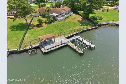220 Club Point Drive, Cape Carteret, NC 28584 - Photo 5