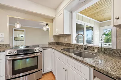 220 Club Point Drive, Cape Carteret, NC 28584 - Photo 17