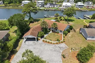 220 Club Point Dr, Cape Carteret, NC 28584 - Photo 53