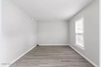108 Meadowview Court, Jacksonville, NC 28546 - Photo 7