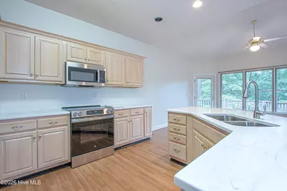 130 Landis Court, Southern Pines, NC 28387 - Photo 11