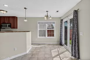 412 Amaryllis Ln, Holly Ridge, NC 28445 - Photo 11