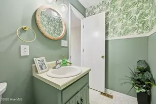 266 Star Hill Dr, Cape Carteret, NC 28584 - Photo 33