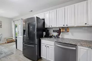 209 Ramsey Dr, Jacksonville, NC 28540 - Photo 9