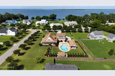 103 E Point Estates Court, Knotts Island, NC 27950 - Photo 3