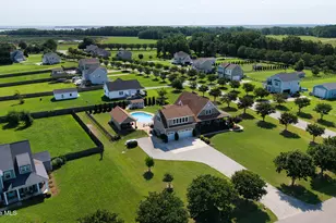 103 E Point Estates Ct, Knotts Island, NC 27950 - Photo 11