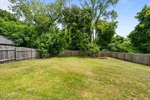 745 W Illinois Ave, Southern Pines, NC 28387 - Photo 5