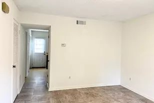 606 W Church St, Elizabeth City, NC 27909 - Photo 9