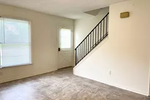 606 W Church St, Elizabeth City, NC 27909 - Photo 5