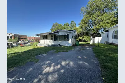 220 N Richardson Avenue, Nashville, NC 27856 - Photo 3