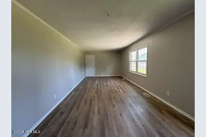 910 Winchester Road, Jacksonville, NC 28546 - Photo 5