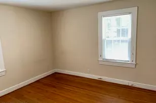 704 E 3rd St, Greenville, NC 27858 - Photo 7