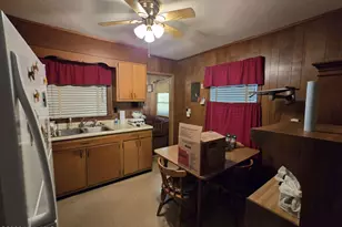 1116 Leak St, Rockingham, NC 28379 - Photo 5