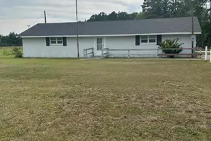 6847 Haynes Lennon Hwy, Evergreen, NC 28438 - Photo 1