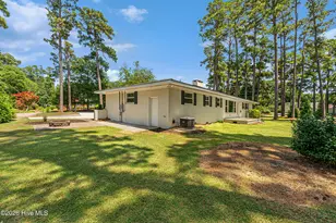 1705 River Dr, Morehead City, NC 28557 - Photo 37