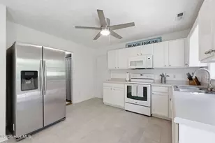 103 Coachman Ln, Newport, NC 28570 - Photo 9