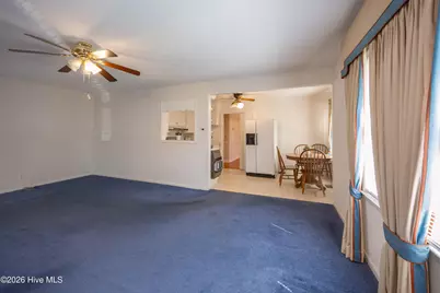 101 Oakland Boulevard, Clinton, NC 28328 - Photo 11