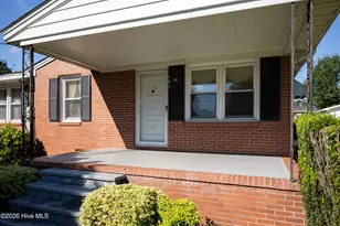101 Oakland Blvd, Clinton, NC 28328 - Photo 3