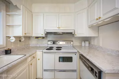 101 Oakland Boulevard, Clinton, NC 28328 - Photo 7