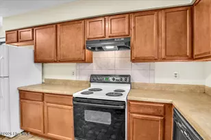 1019 Blue Leaf Pl, Jacksonville, NC 28546 - Photo 17