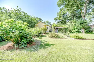 524 Carthage St, Cameron, NC 28326 - Photo 35