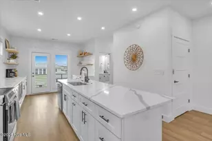 404 Canal Dr, Carolina Beach, NC 28428 - Photo 19
