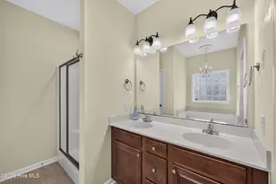 407 Weatherford Dr, Jacksonville, NC 28540 - Photo 19