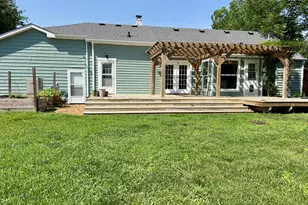 1005 Jones Ave, Elizabeth City, NC 27909 - Photo 3