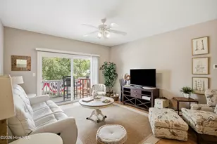 610 W Brown St, Southport, NC 28461 - Photo 3