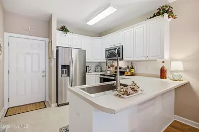 610 W Brown Street #Apt E, Southport, NC 28461 - Photo 9